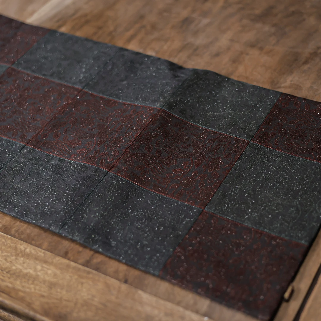 【斋居】<凤穿牡丹>红绿拼格子香云纱茶席65*35（慢蓝S0001）