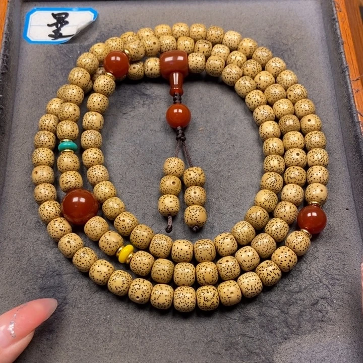 星月菩提吊坠菩提