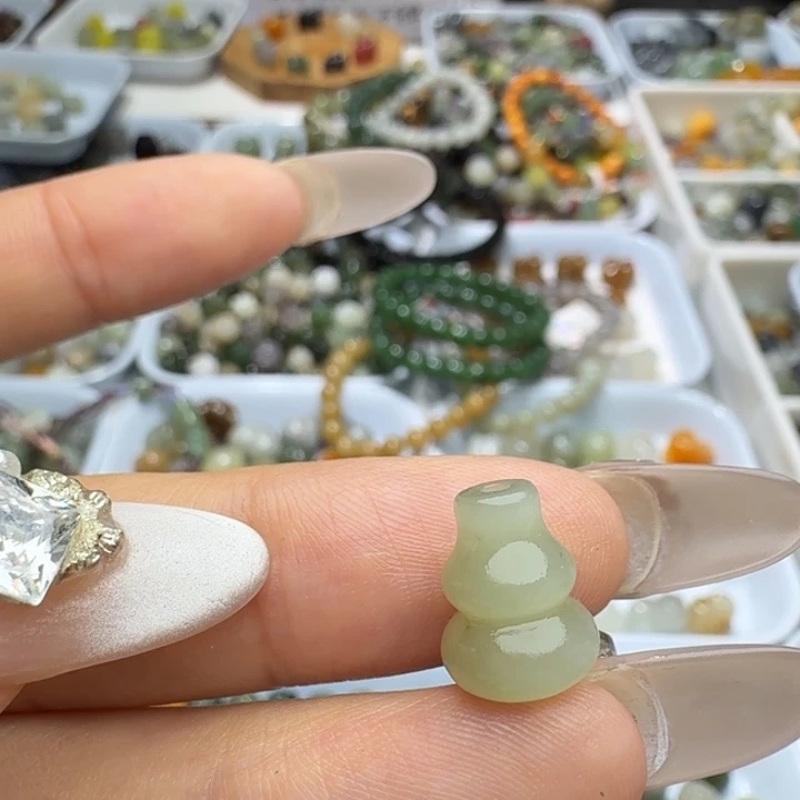 未镶嵌和田玉珠宝半成品