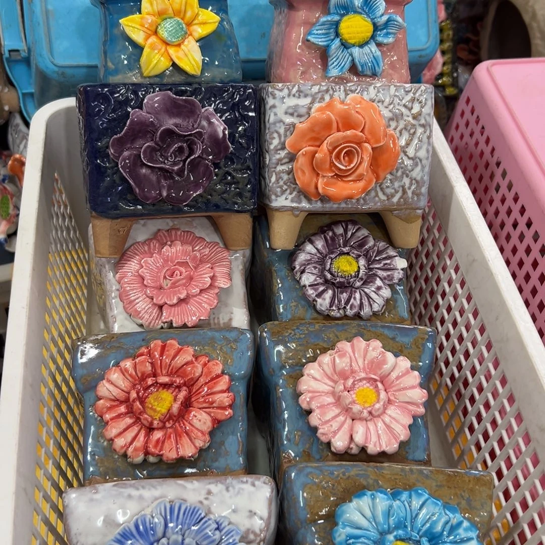 1223 花盆拍满20元发货，退款拉黑