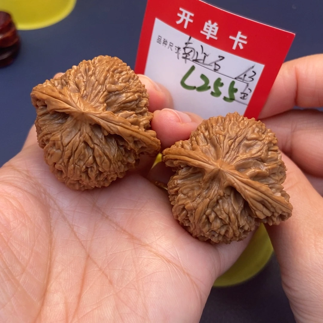 文玩核桃吊坠文玩核桃
