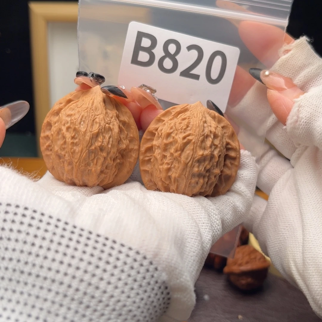 把件文玩核桃40金鱼肚b820