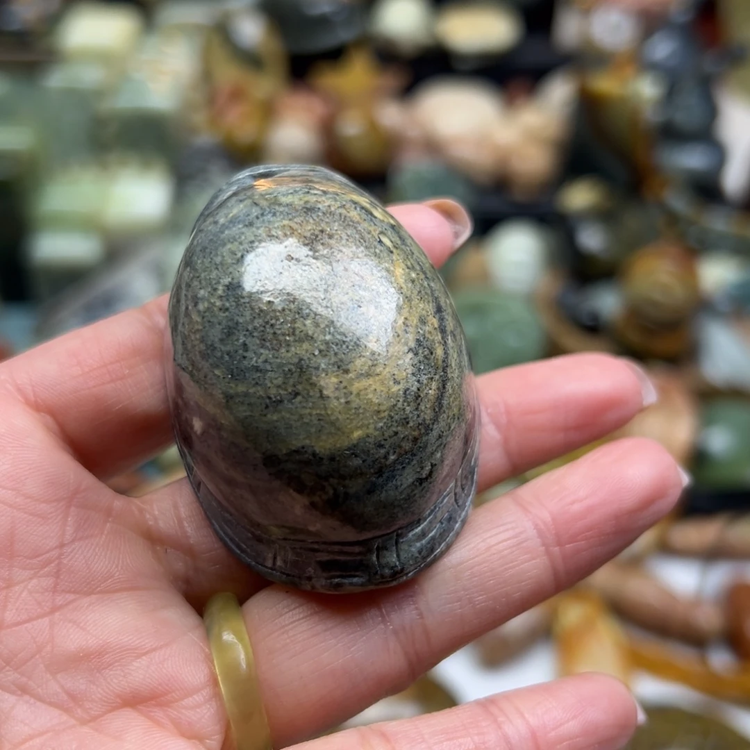 岫岩河磨玉（透闪石质玉）未镶嵌颈饰河磨玉富甲手玩