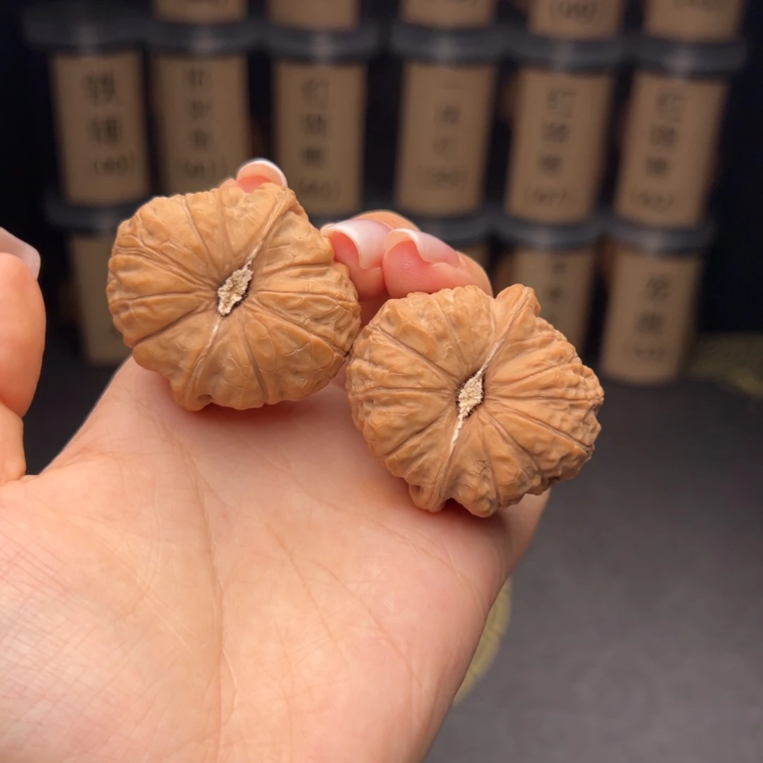 C***f文玩核桃吊坠南瓜