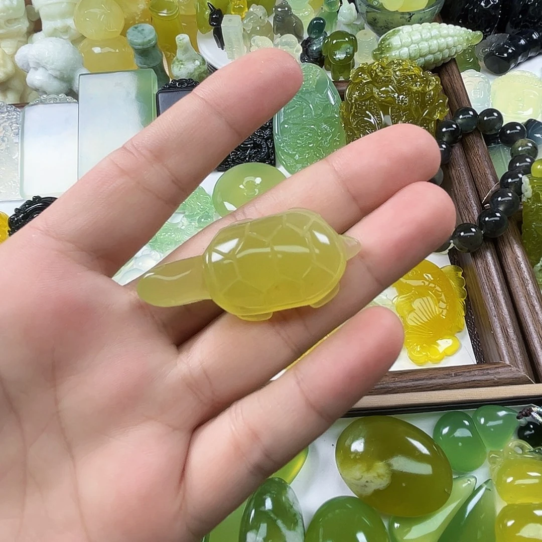 未镶嵌岫玉吊坠(不含链)