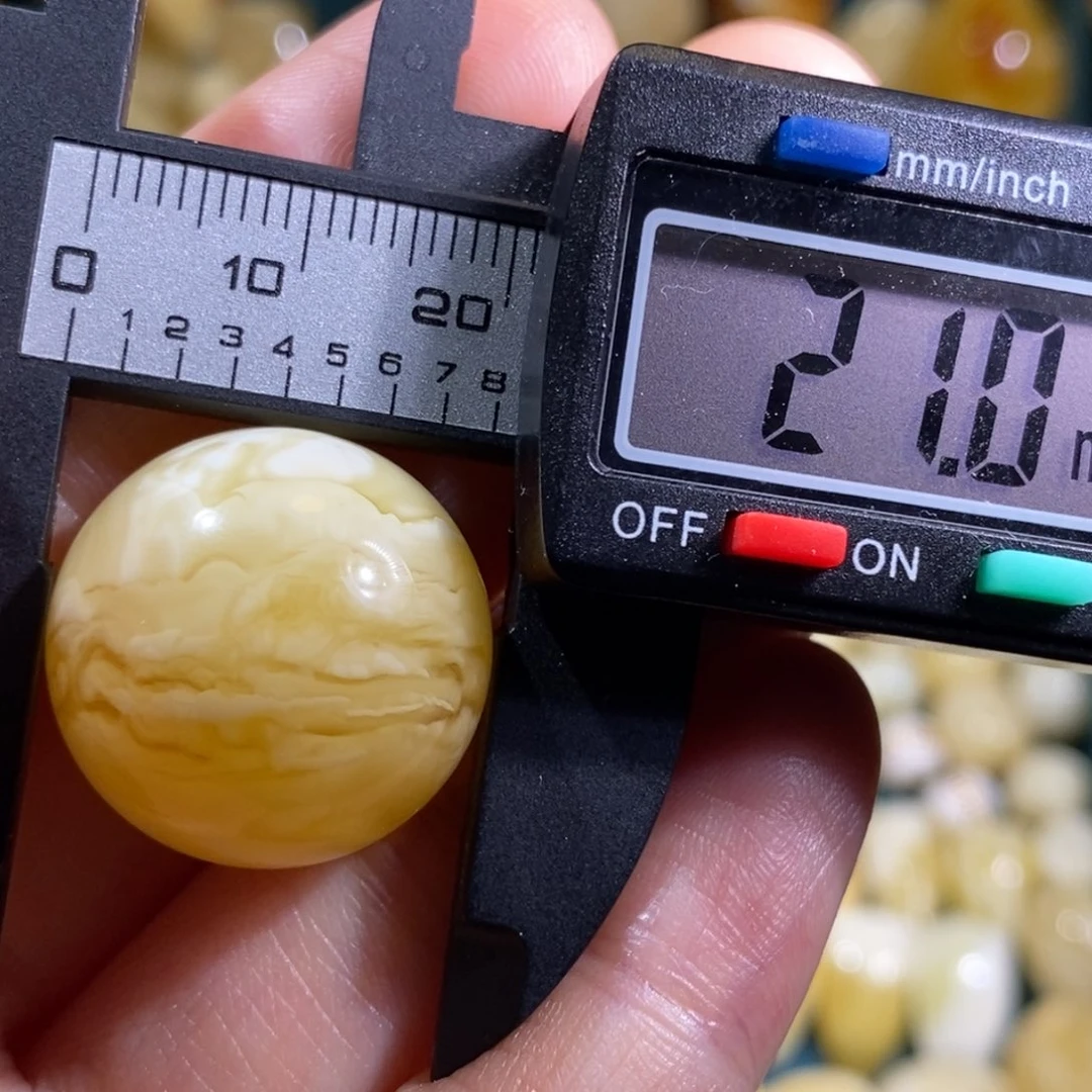 未镶嵌蜜蜡裸石配饰