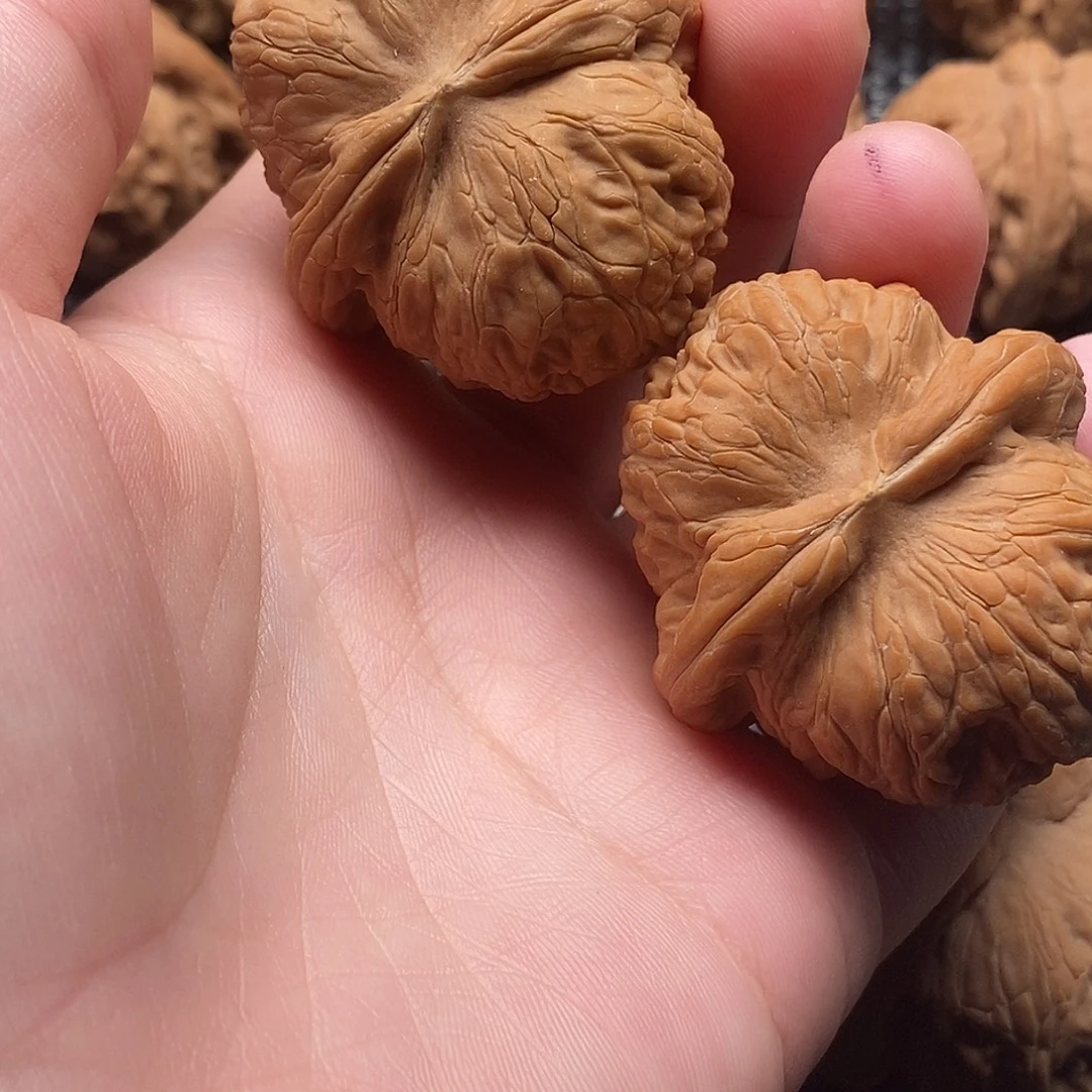 文玩核桃吊坠核桃