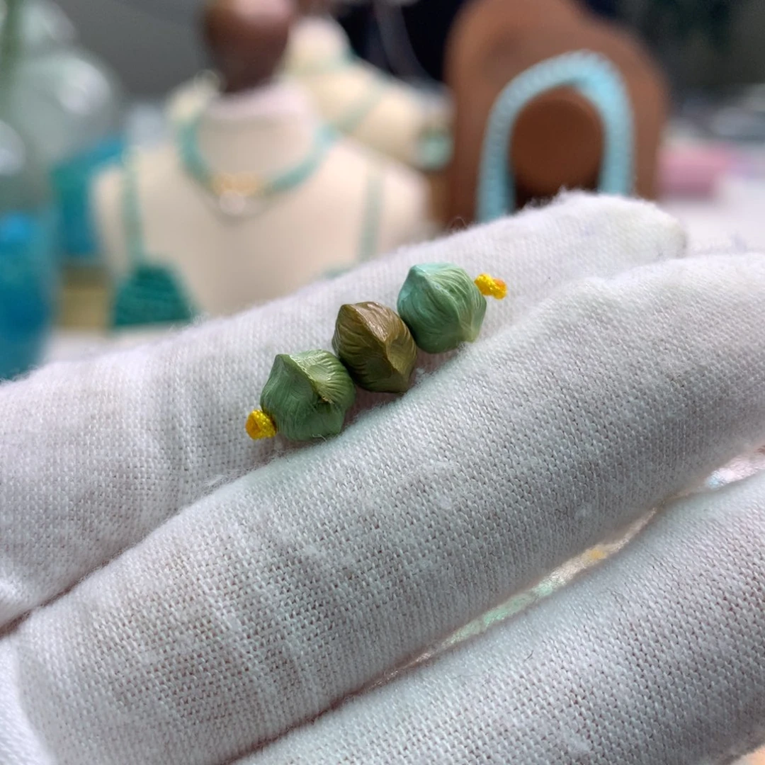 绿松石未镶嵌饰品