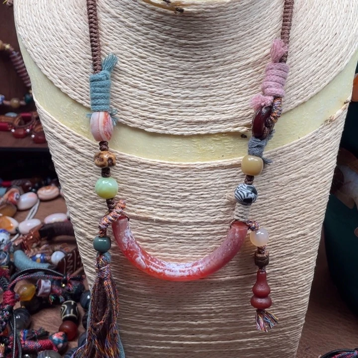 玛瑙/玉髓颈饰未镶嵌