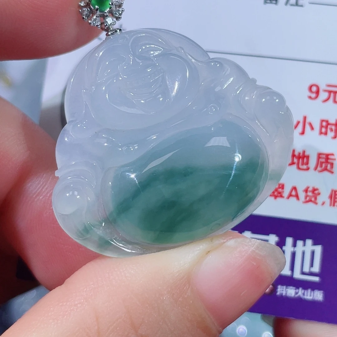 翡翠18K金镶嵌颈饰佛公