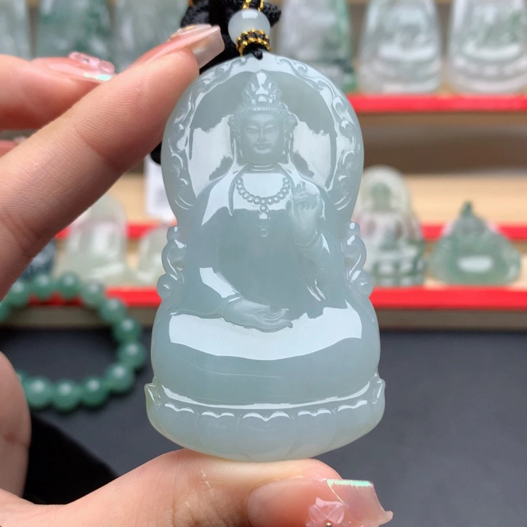 翡翠未镶嵌颈饰素衣观音