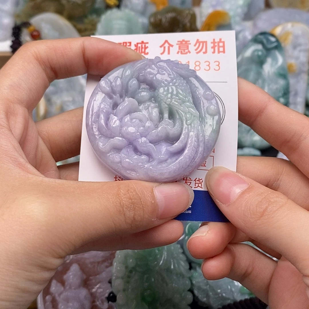 吊坠(不含链)未镶嵌翡翠