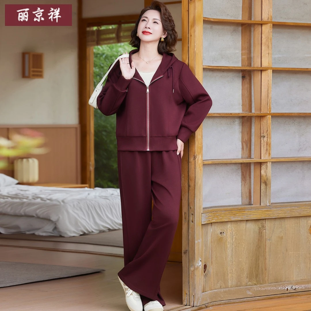 小个子妈妈秋装运动套装女中老年春秋品牌外套休闲上衣大码两件套