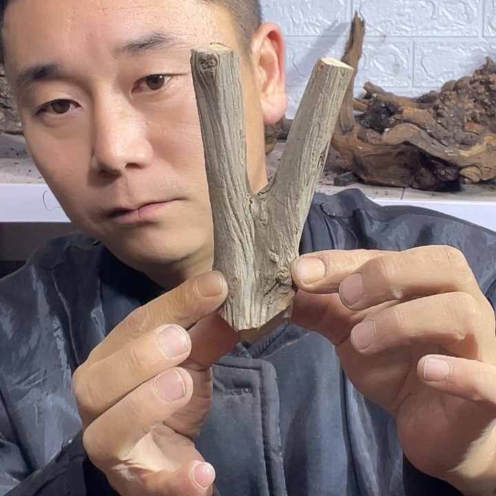 木质陈化崖柏毛料