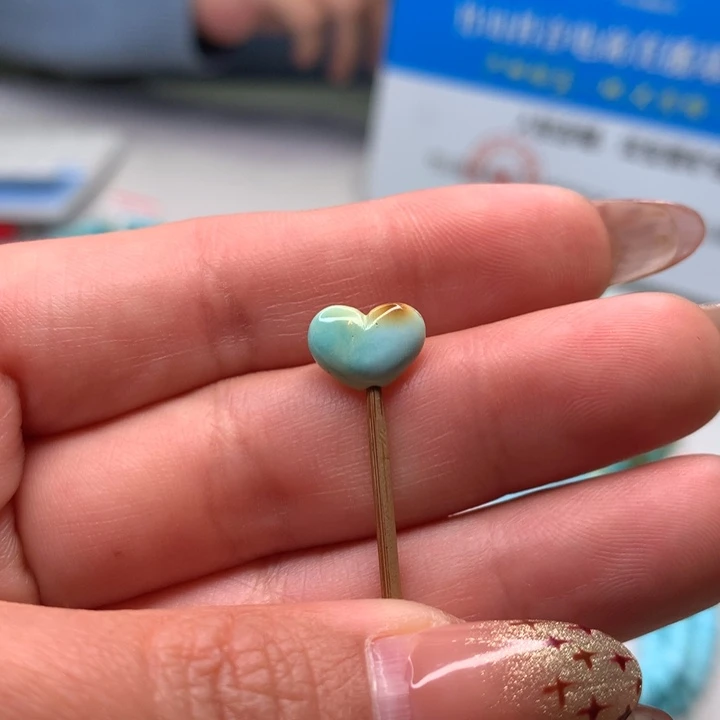 绿松石配饰未镶嵌