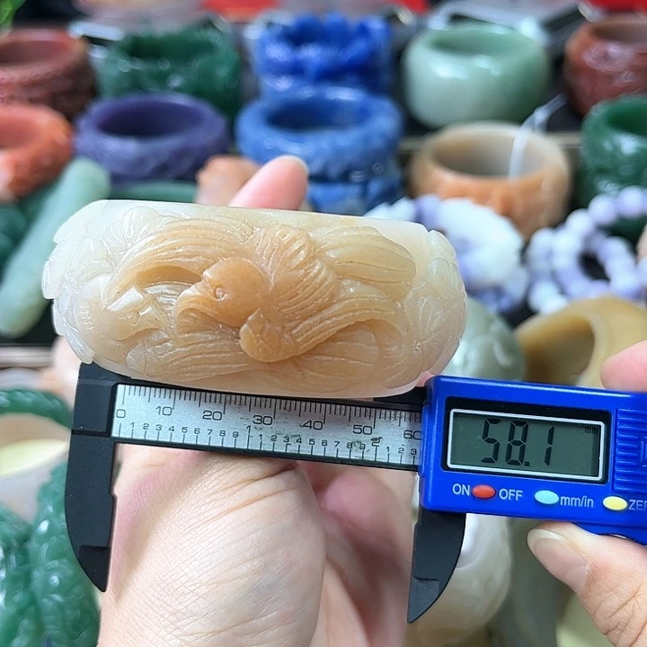 石英质玉手镯未镶嵌小*