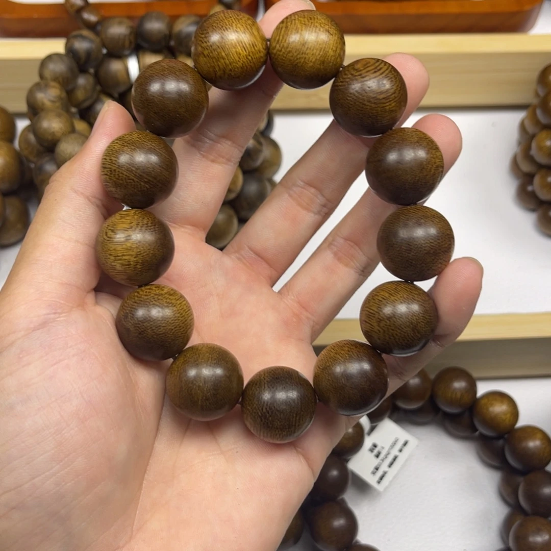 陈***客沉香手串越南芽庄黄棋楠1.8