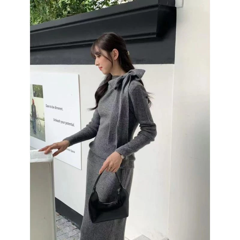 秋季氛围感穿搭围巾领上衣长款半身裙两件套针织套装纯色潮流新款