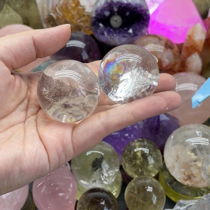 吴***川水晶未镶嵌珠宝半成品94