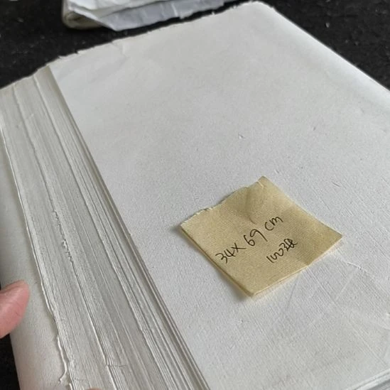 处理34Ⅹ69纯手工老宣纸100张