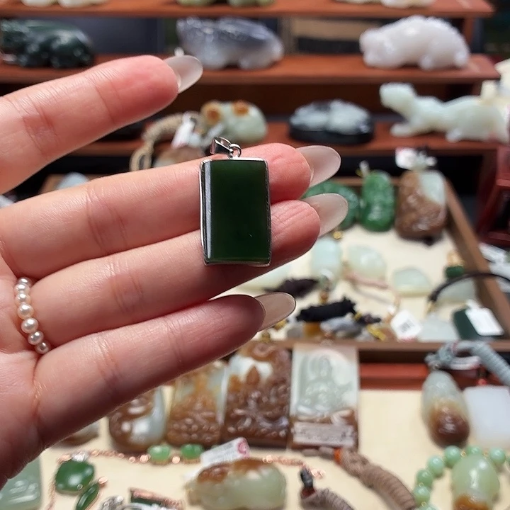 和田玉银S925镶嵌颈饰