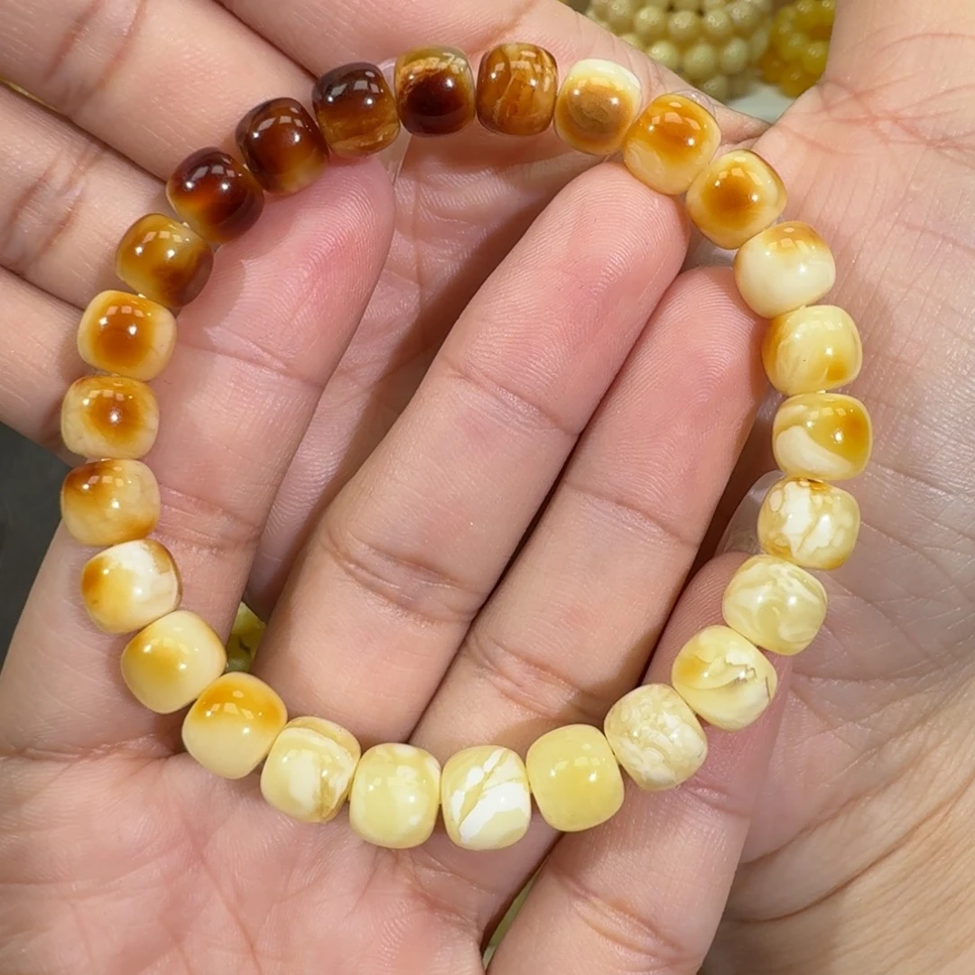 琥珀未镶嵌珠宝奇石8m+老型沁色花蜡手串9.7克