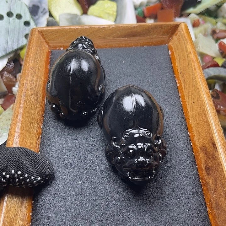 和田玉未镶嵌颈饰杨**风