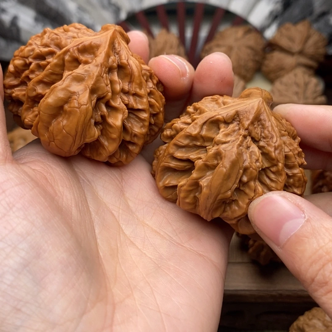 文玩核桃把件50官帽三棱挂角