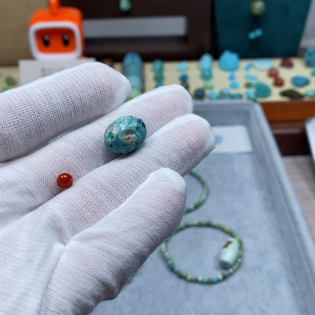 未镶嵌配饰南红玛瑙