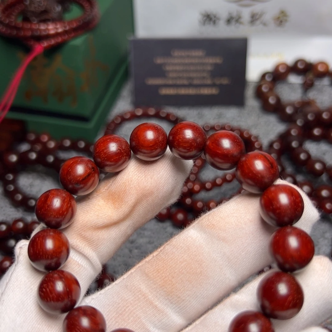 犯***人小叶紫檀手串/手链