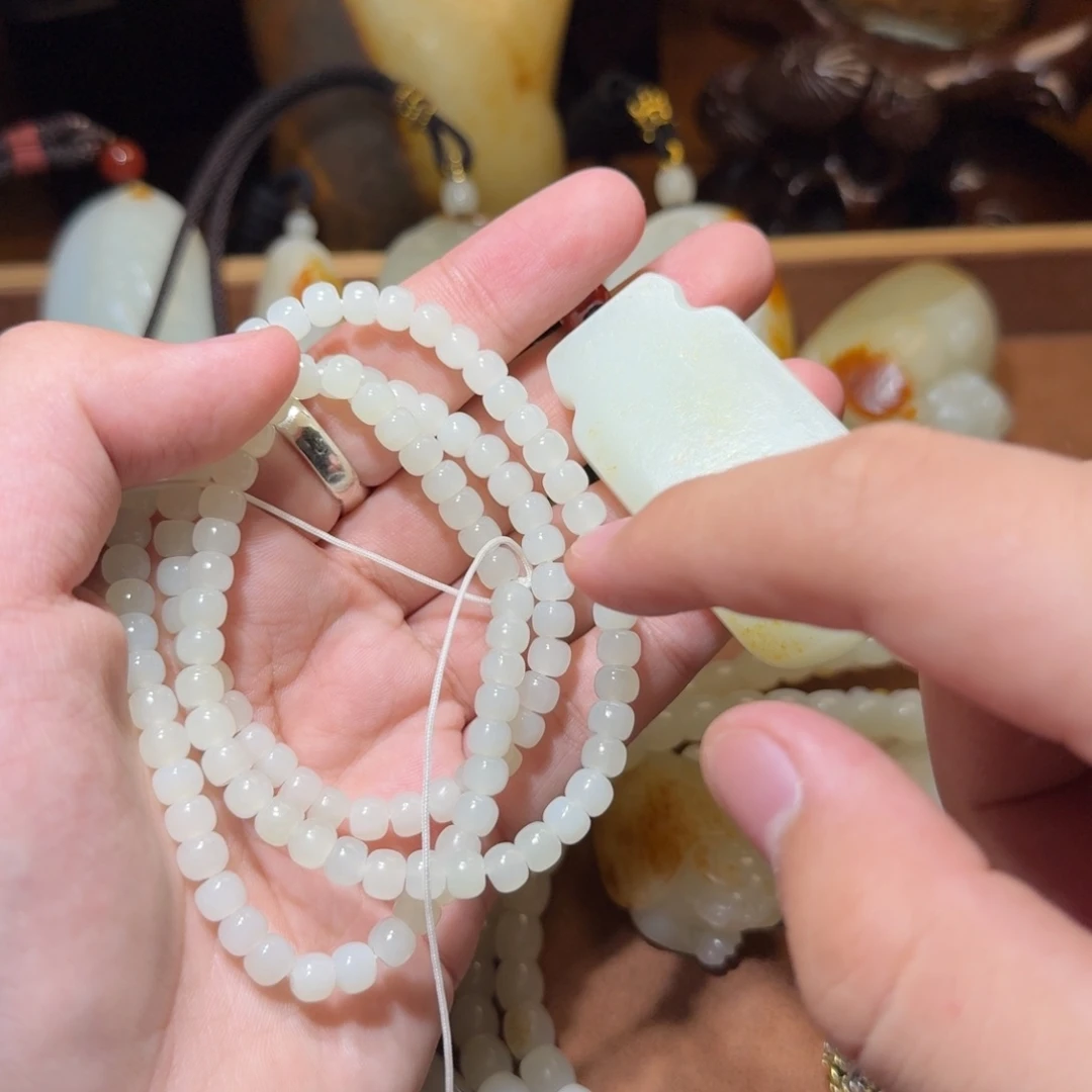 K***和田玉未镶嵌笔搁