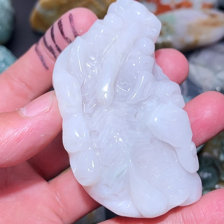 翡翠未镶嵌颈饰保真天然a货翡翠