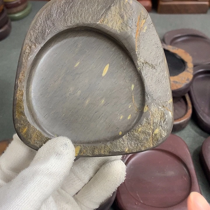 广东肇庆原石端砚