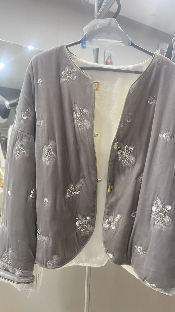 【深圳南油二姐】秋季新款时尚气质重工刺绣显瘦外套8287