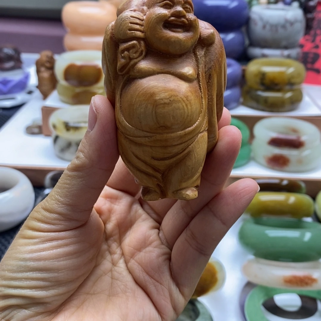 未镶嵌手镯石英岩玉