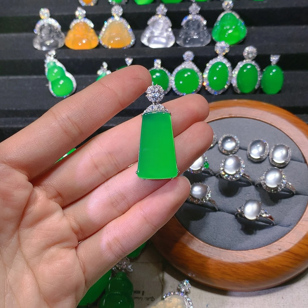 D***L玛瑙/玉髓银S925镶嵌颈饰