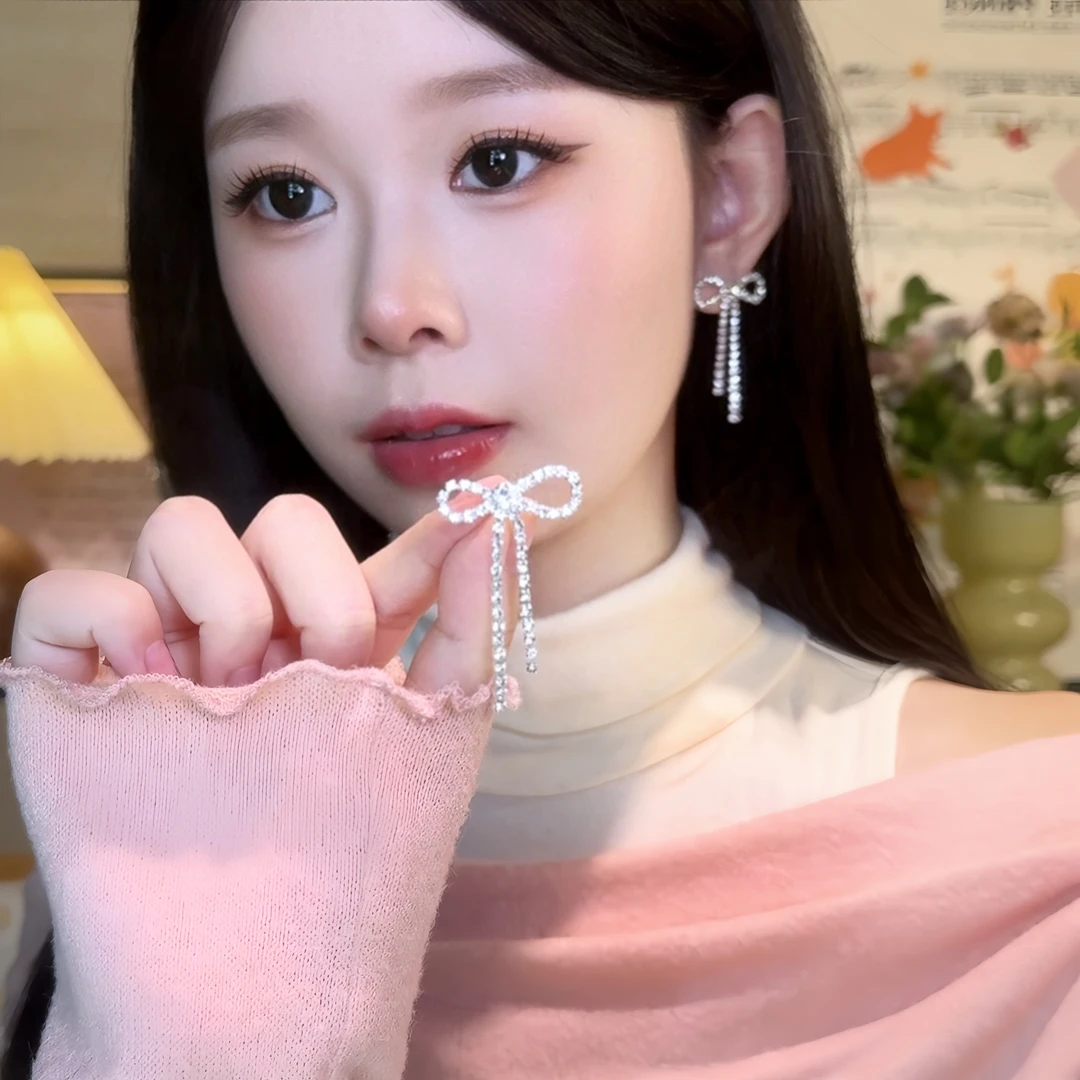 合金耳饰 爆款新款小众超闪镶钻蝴蝶结耳钉甜美流苏镂空简约耳环