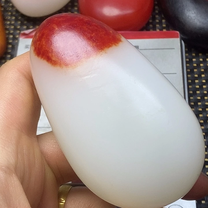 和田玉未镶嵌把件