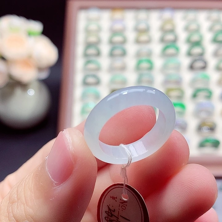 翡翠未镶嵌戒指17号