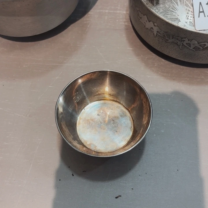 紫砂茶杯不**节非常美丽漂亮的物品