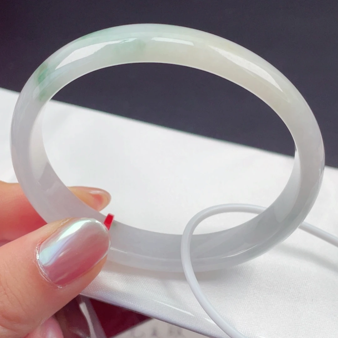 翡翠未镶嵌手镯58贵妃