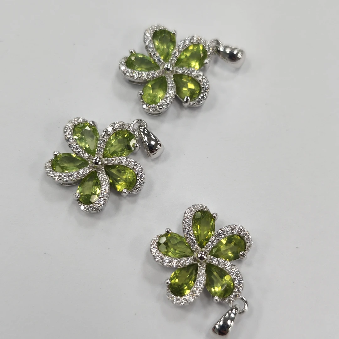 【书记甄选】天然橄榄石吊坠 多样性发一件 AX4968