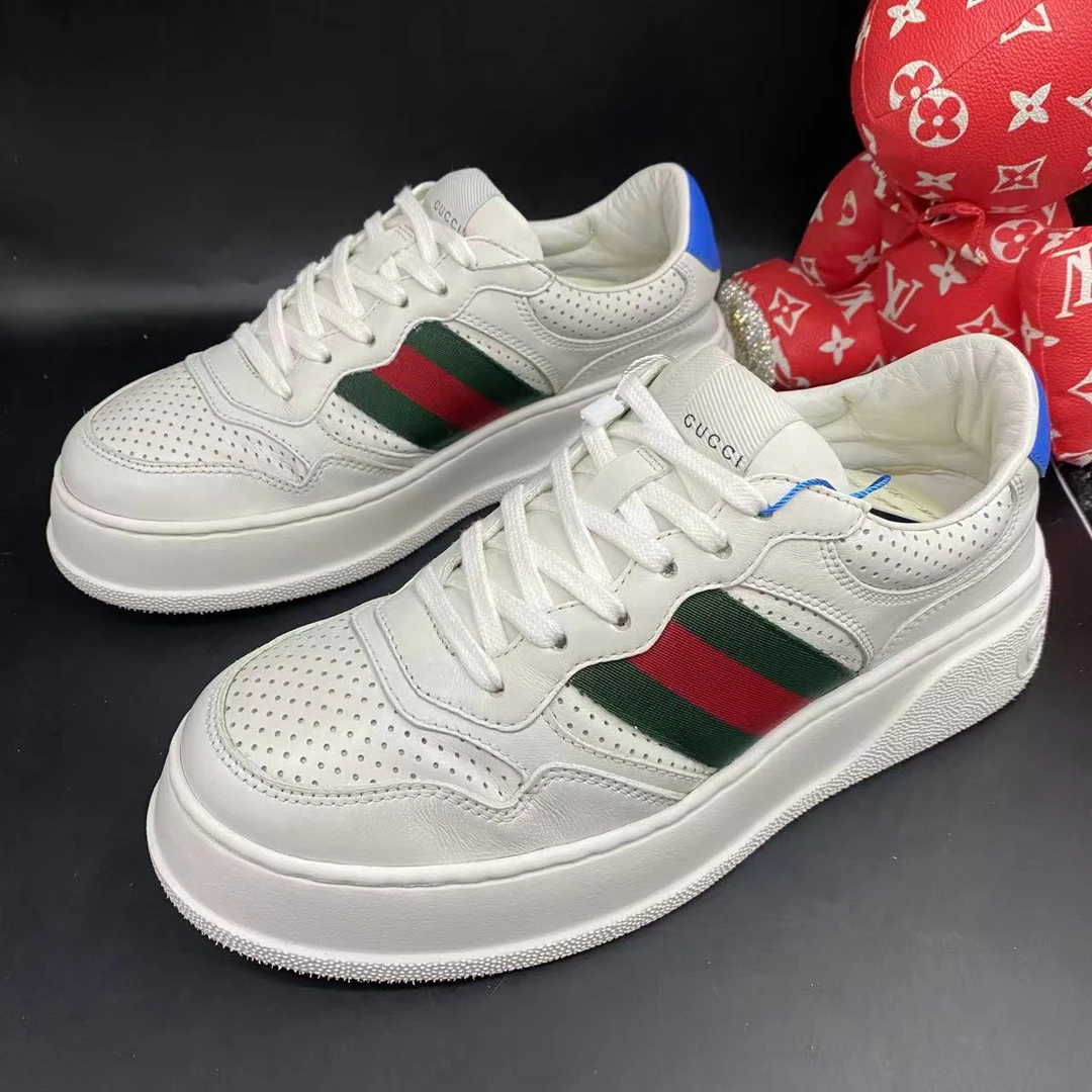 95新 GUCCI/古驰 白色穿孔时尚舒适厚底饼干鞋38.5欧码kke395