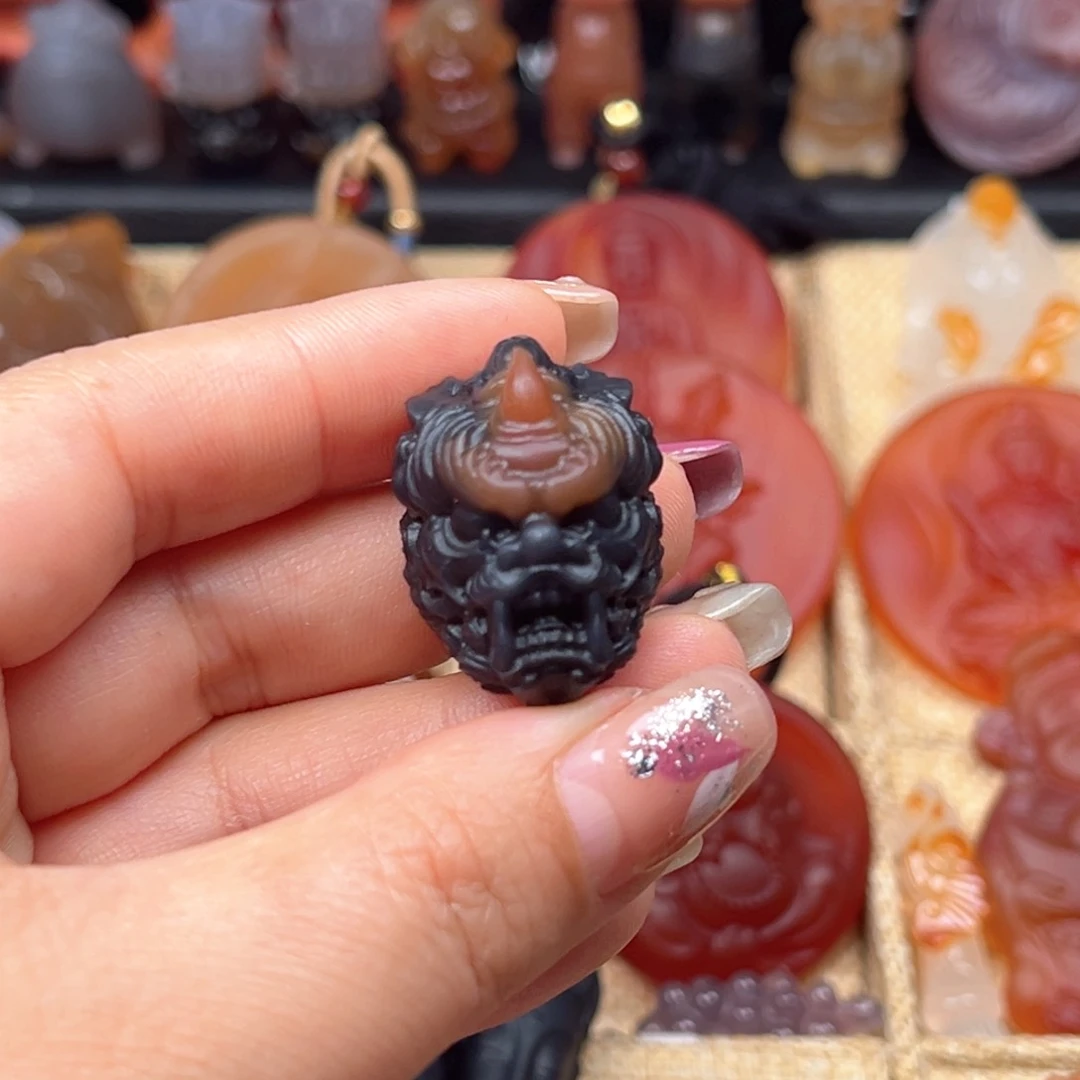 玛瑙/玉髓颈饰未镶嵌最***师