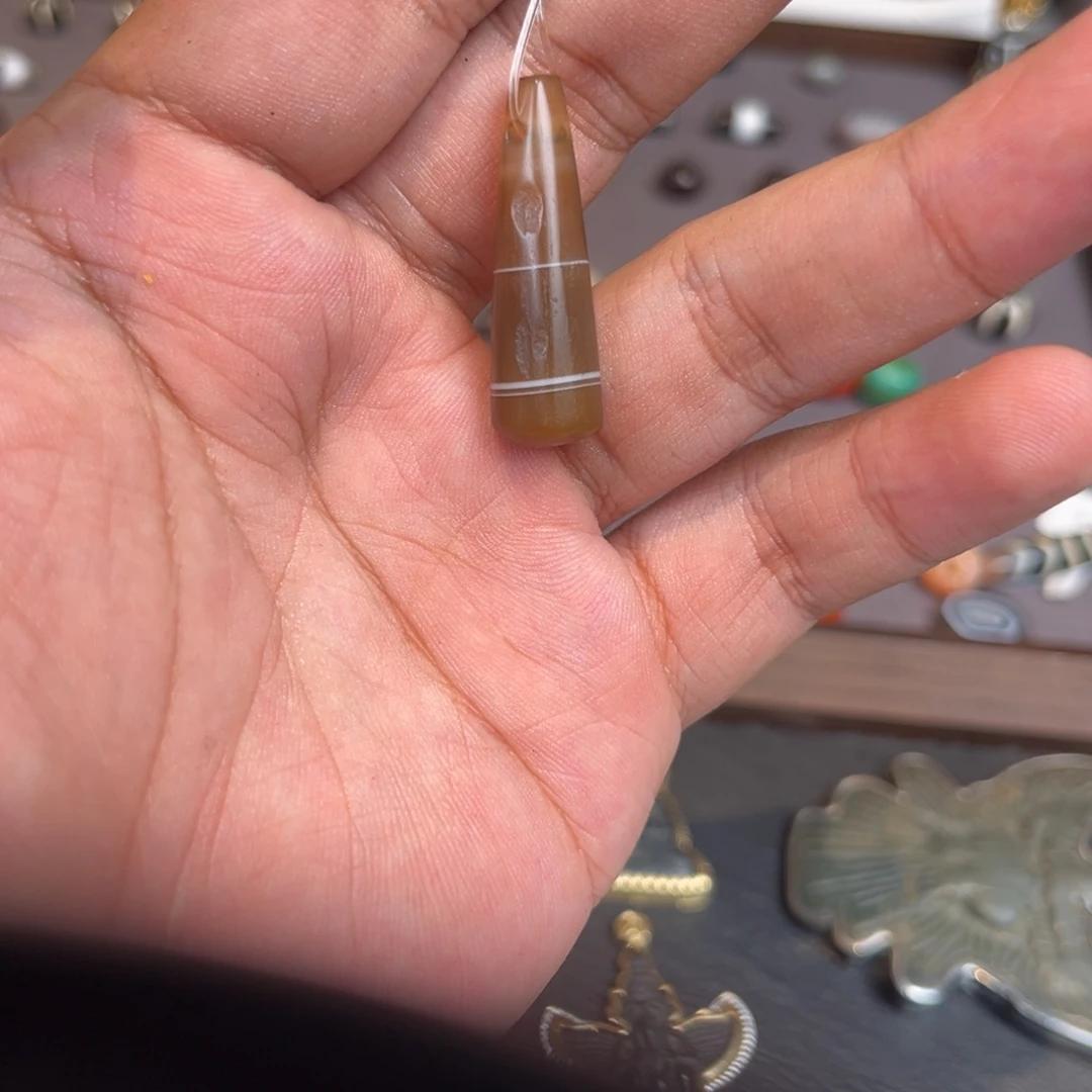 大叶紫檀（黑酸枝木类）缠丝
