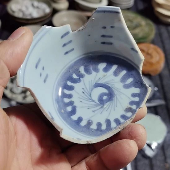 瓷片清花影青杯垫学习标本