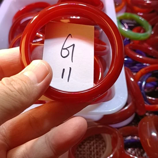 玛瑙/玉髓手镯未镶嵌