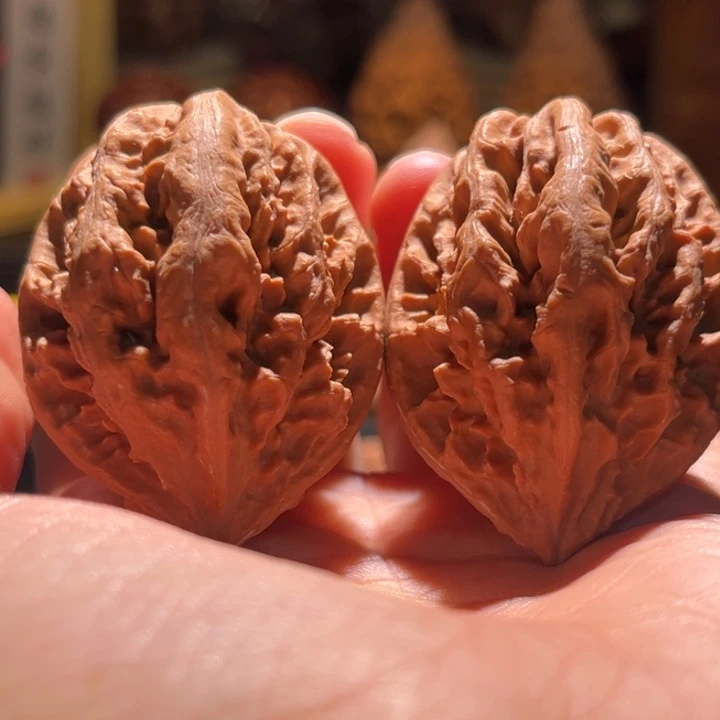 文玩核桃吊坠水龙塔61