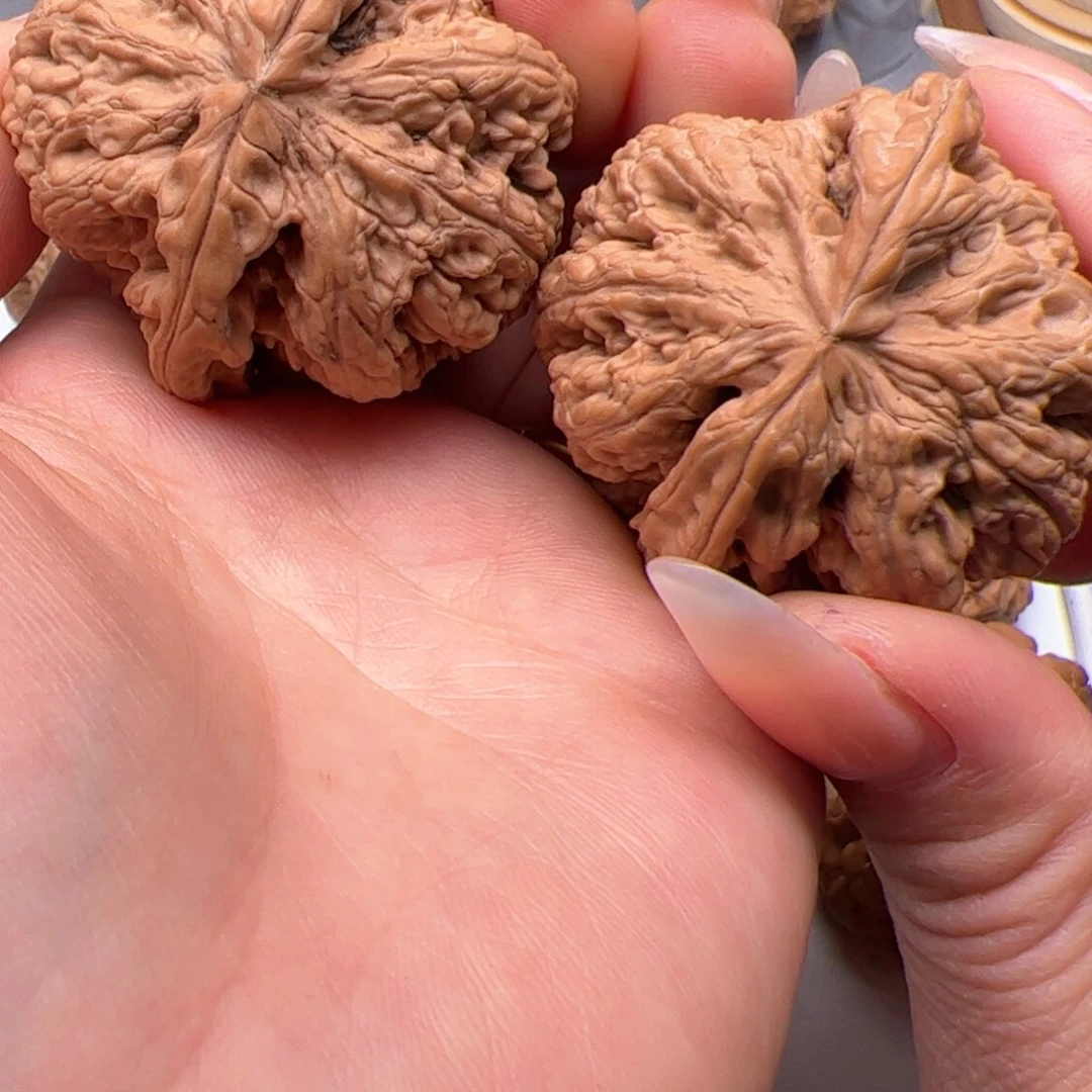 文玩核桃把件粗筋44级