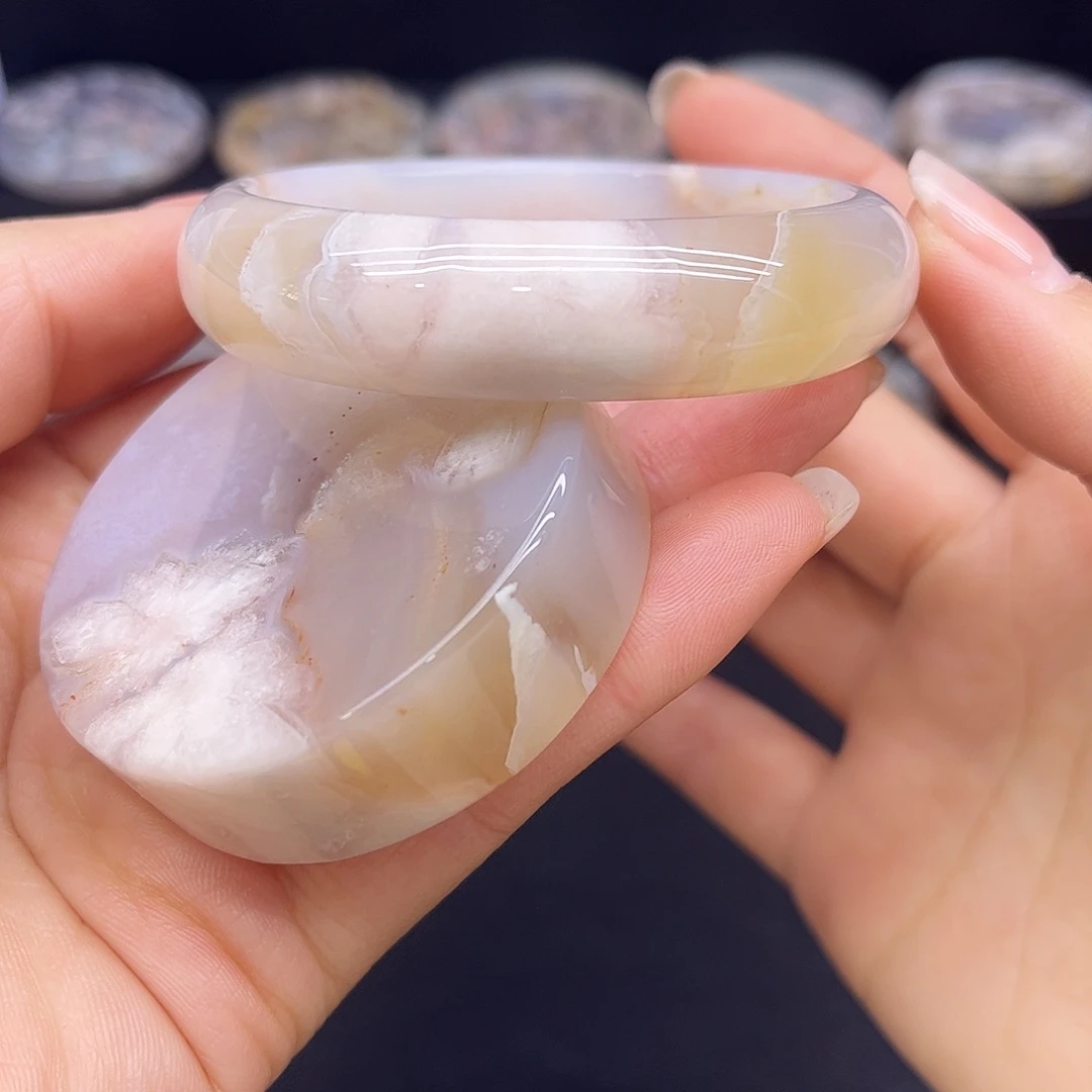 玛瑙/玉髓未镶嵌手镯56